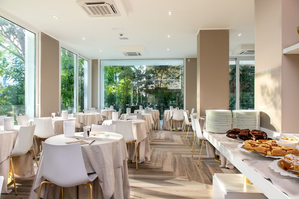 Hotel Greif 39/50