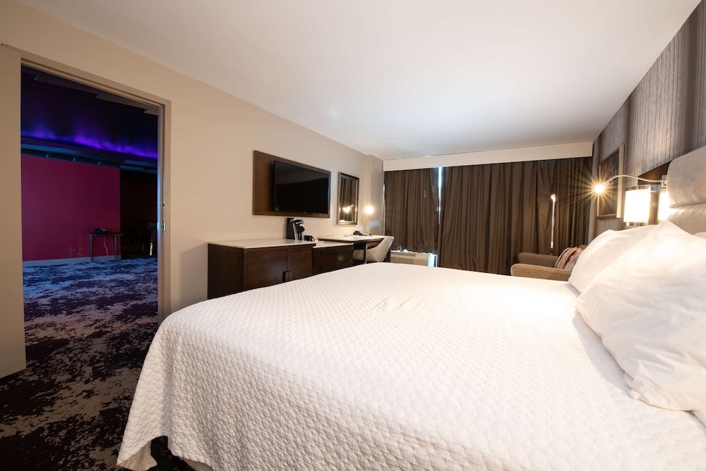 DoubleTree Houston Brookhollow 14/49