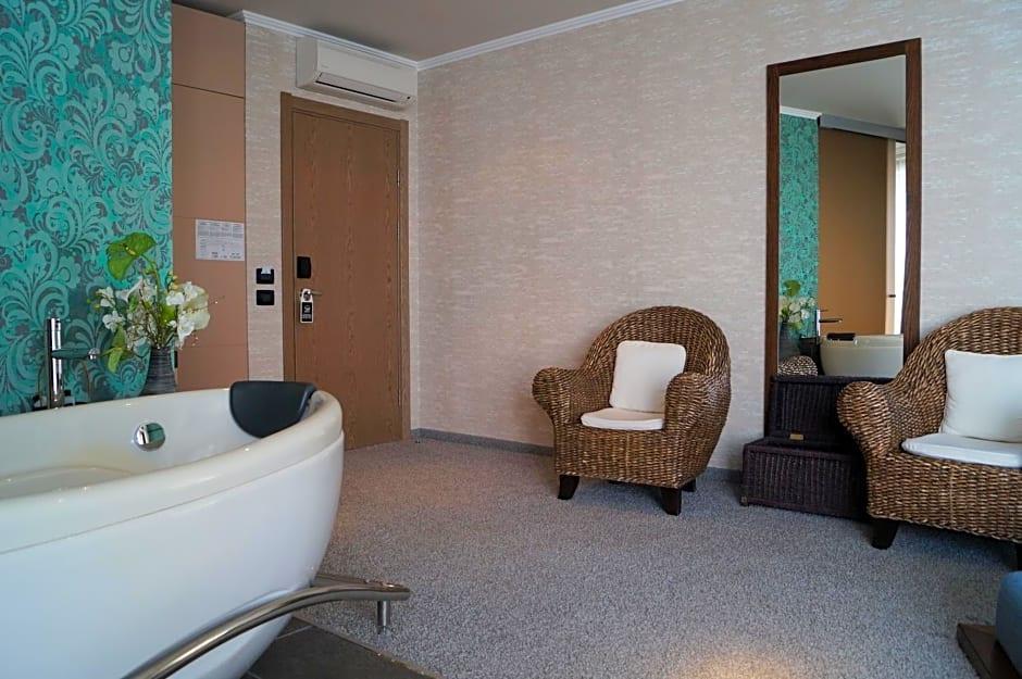 Regina Maria Spa 26/50