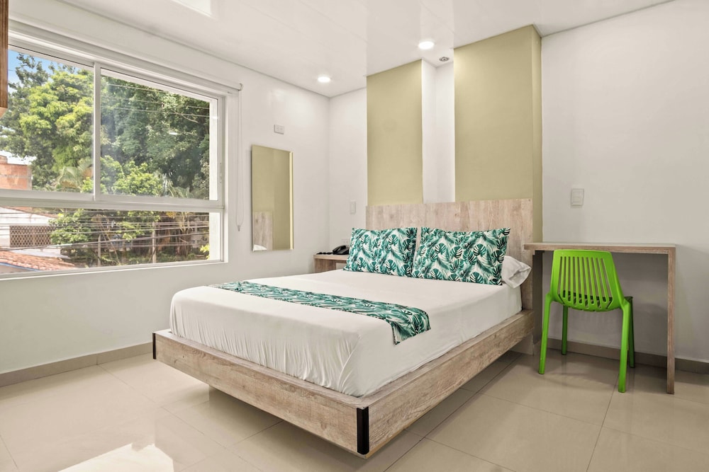 SUPERIOR, DOUBLE BED