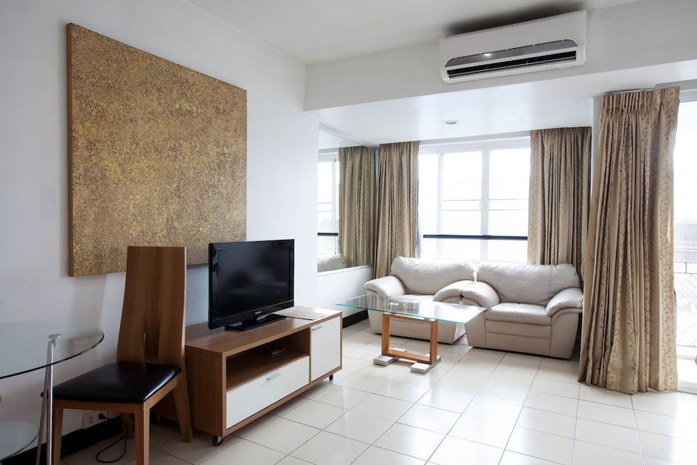 Galare Thong Tower 24/74