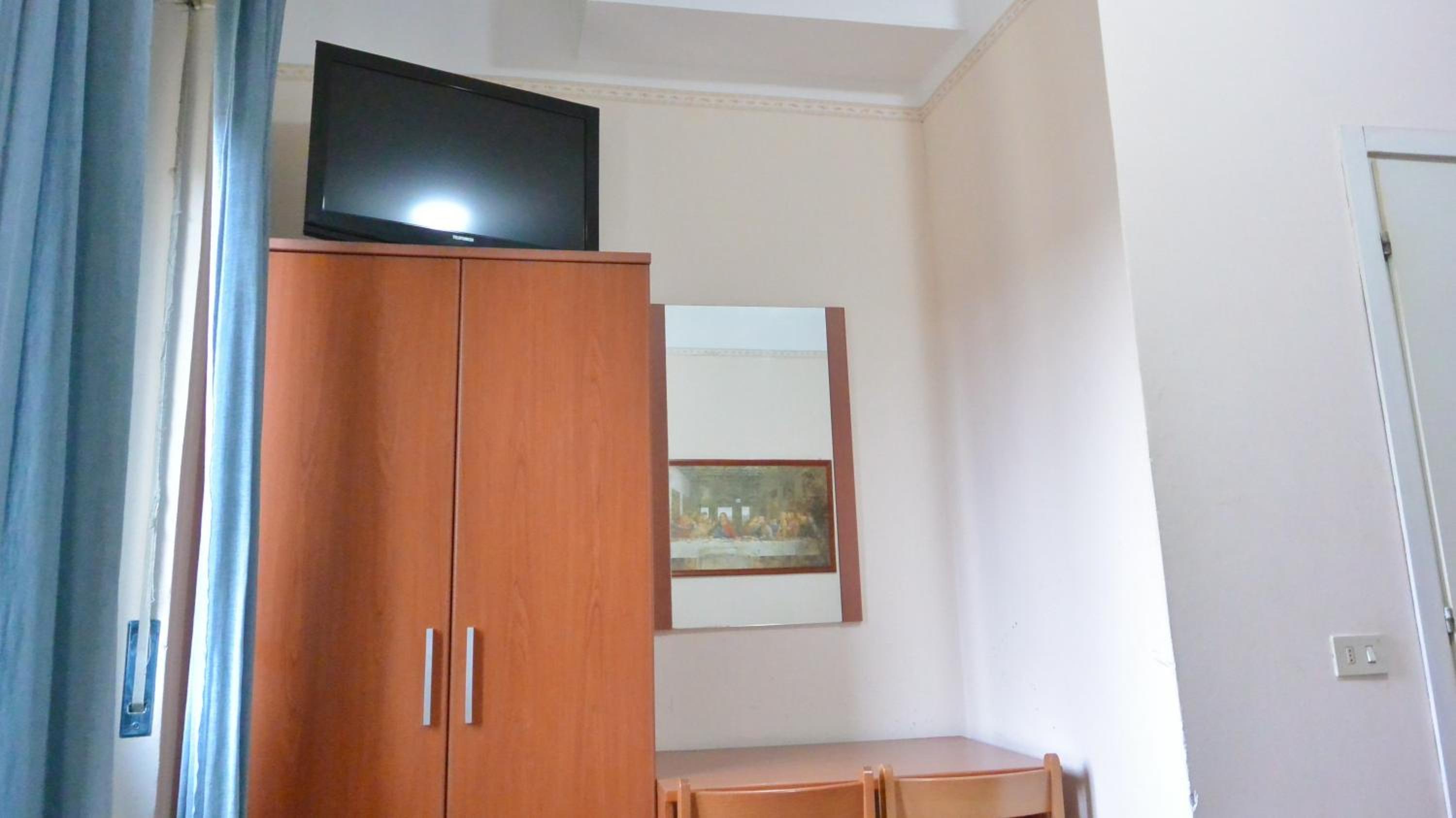 Hotel Arno 37/49