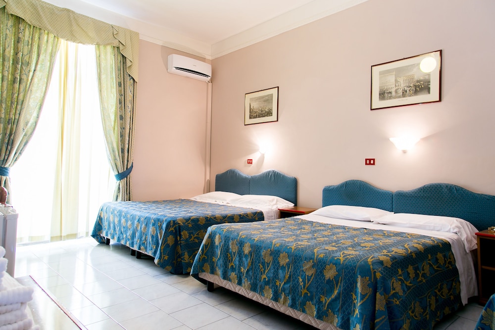 Hotel Altavilla 9 25/51
