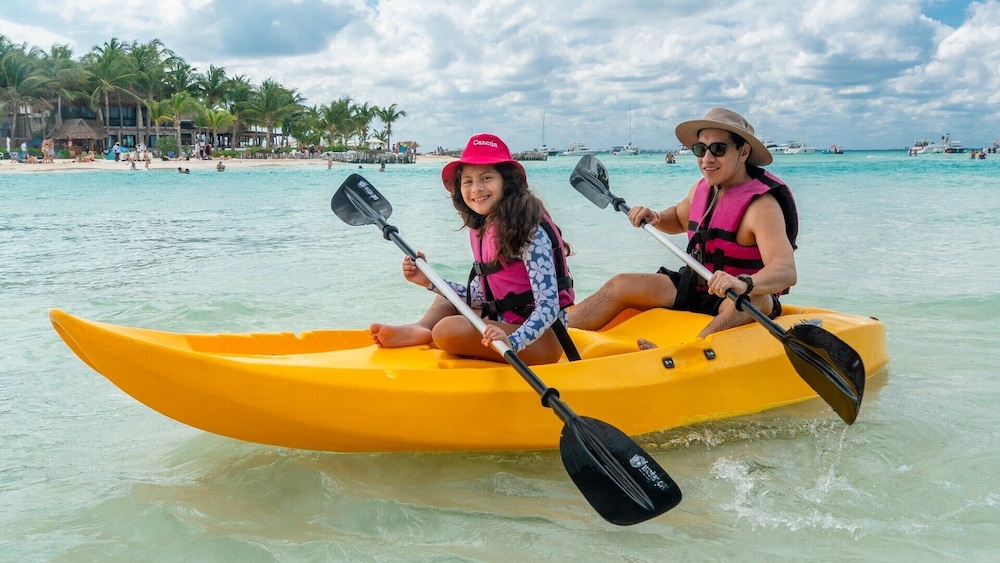 Mia Reef Isla Mujeres All Inclusive 36/66