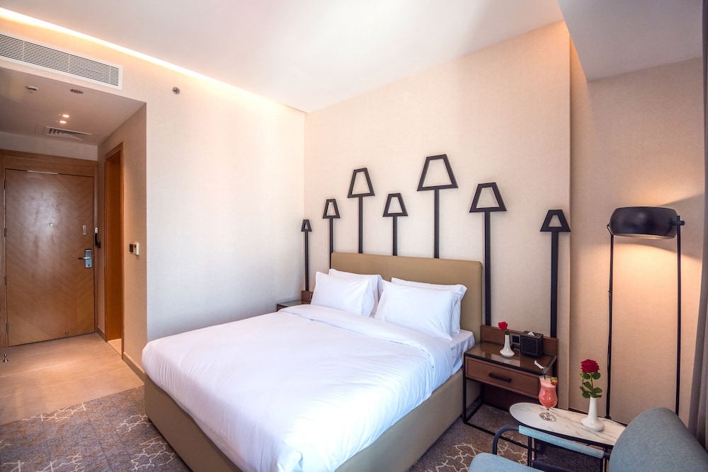 Grand Plaza Hotel King Fahad 13/50