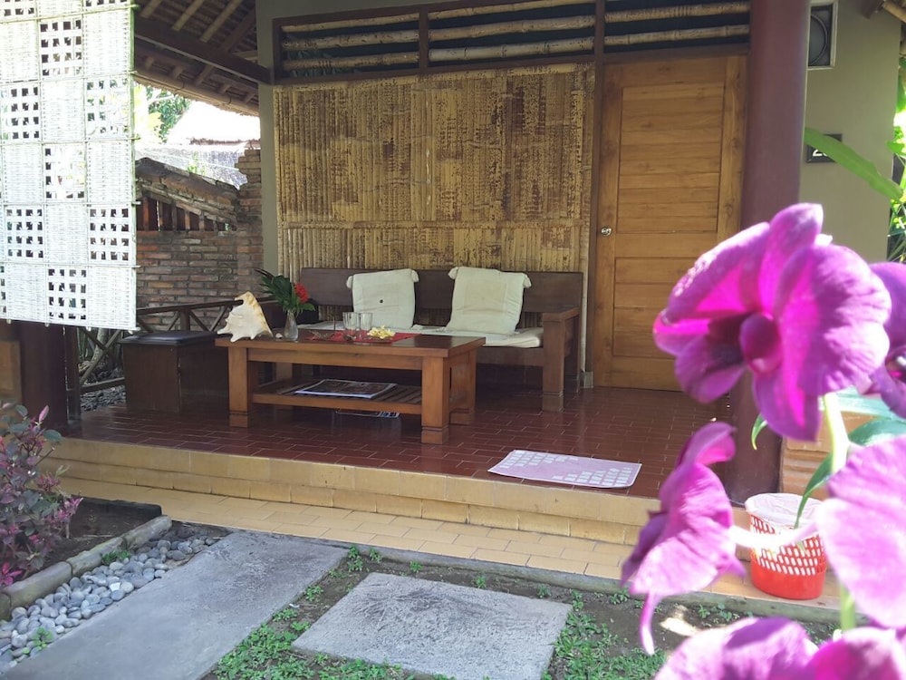 Puri Pandan Restaurant Bungalows 33/62