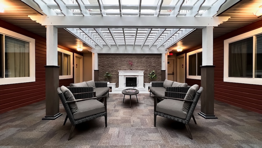 The Downtown, A Coast Hotel 47/58