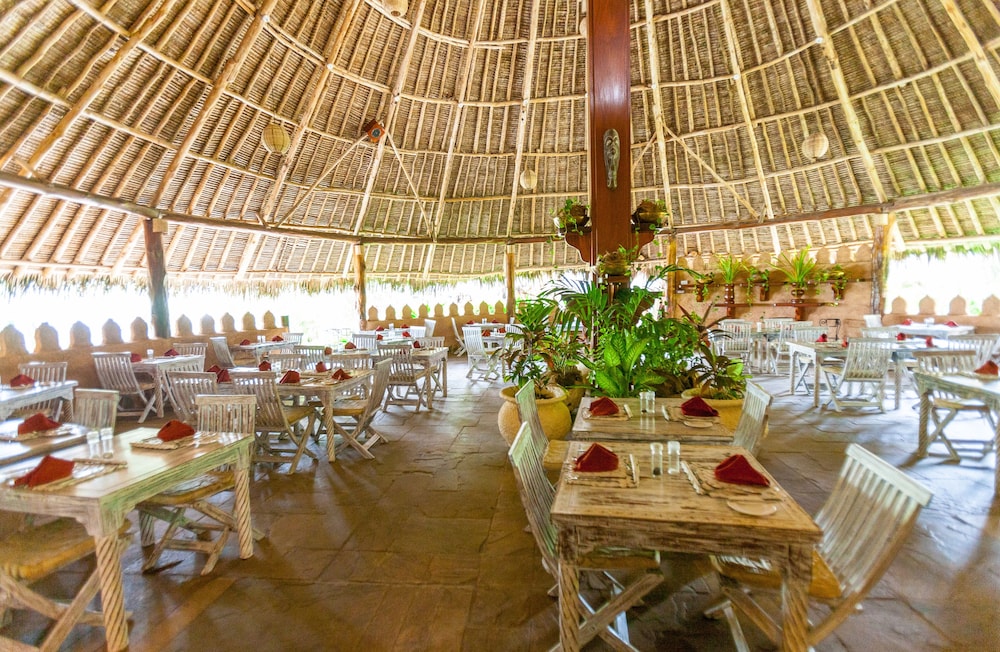 Chale Island Resort 57/70