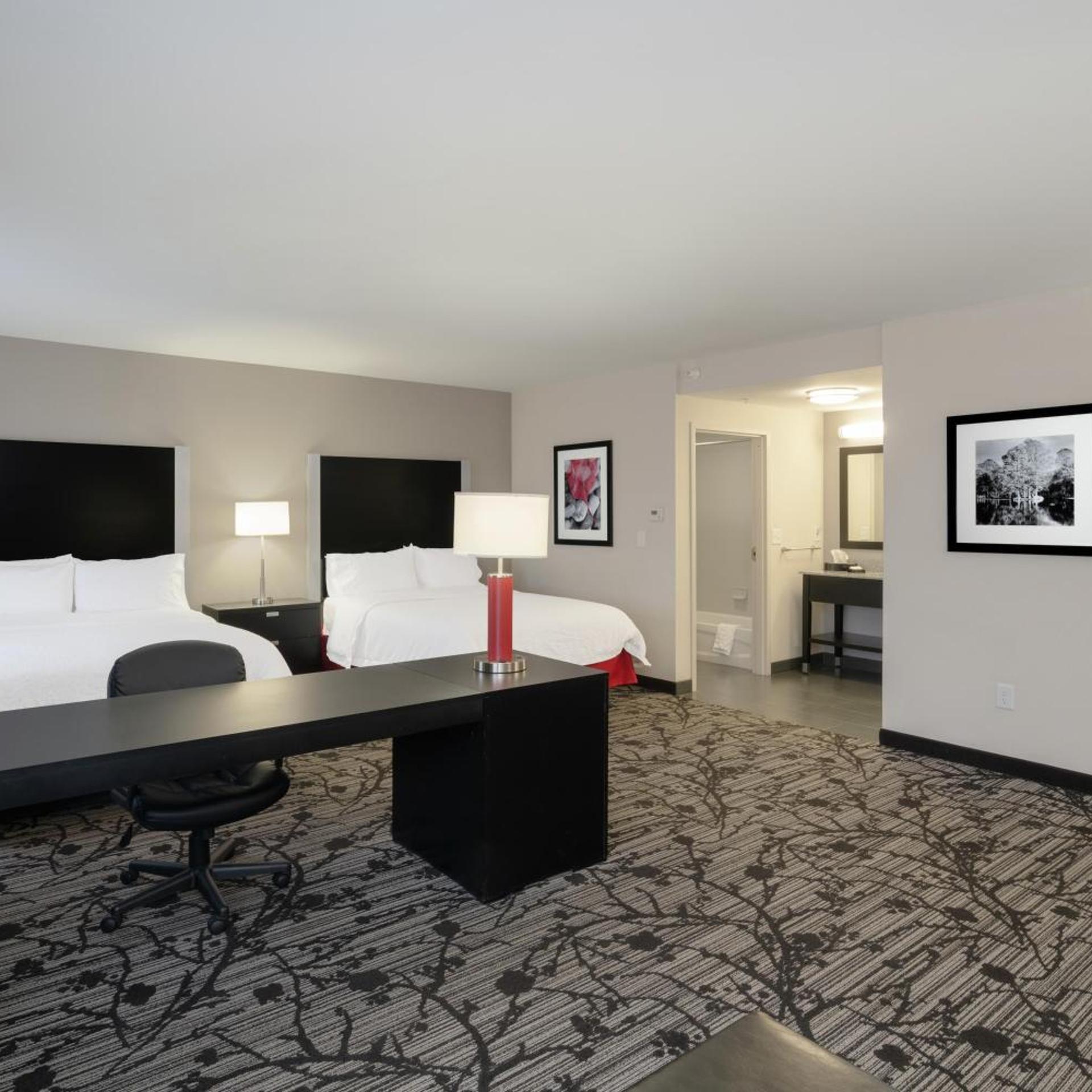 SUITE, 2 QUEEN BEDS, ACCESSIBLE