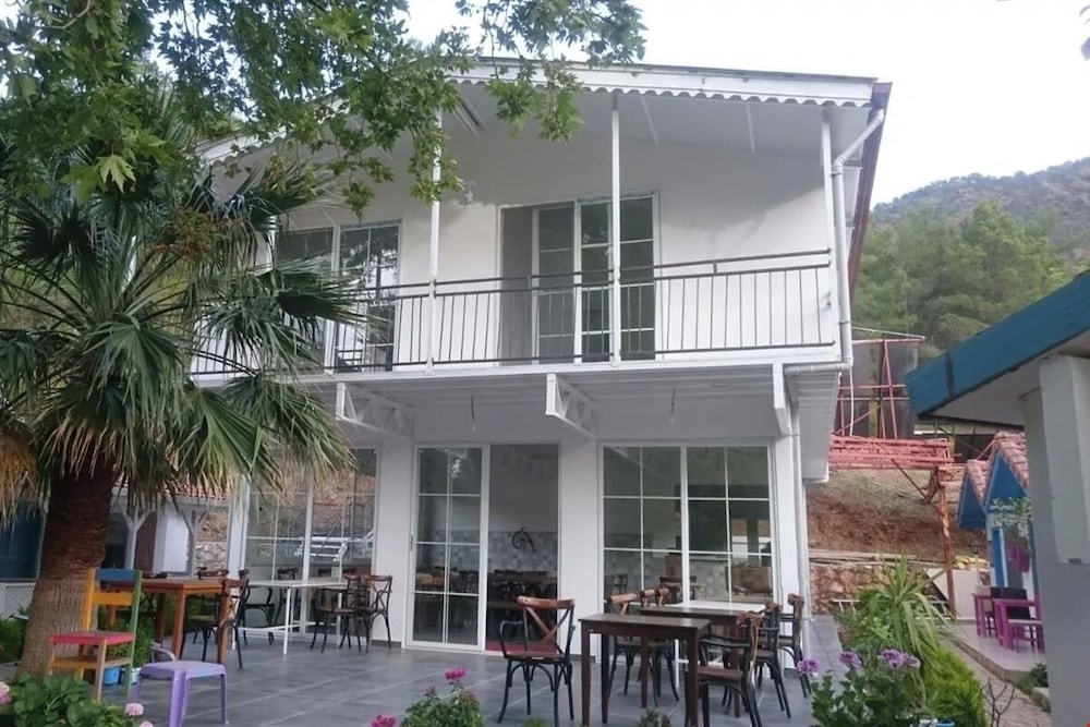 Zebu Hotel Adrasan 1/7