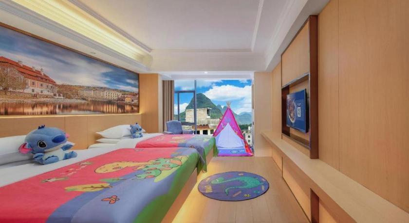 Vienna Hotel (Yangshuo Yinxiang) 34/56