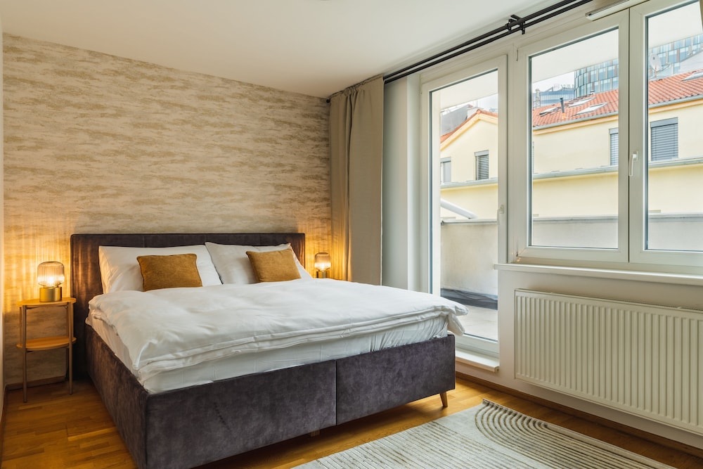 Ambiente Serviced Apartments - Centre 18/50