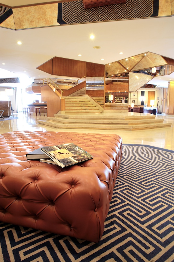 Starhotels President 39/63