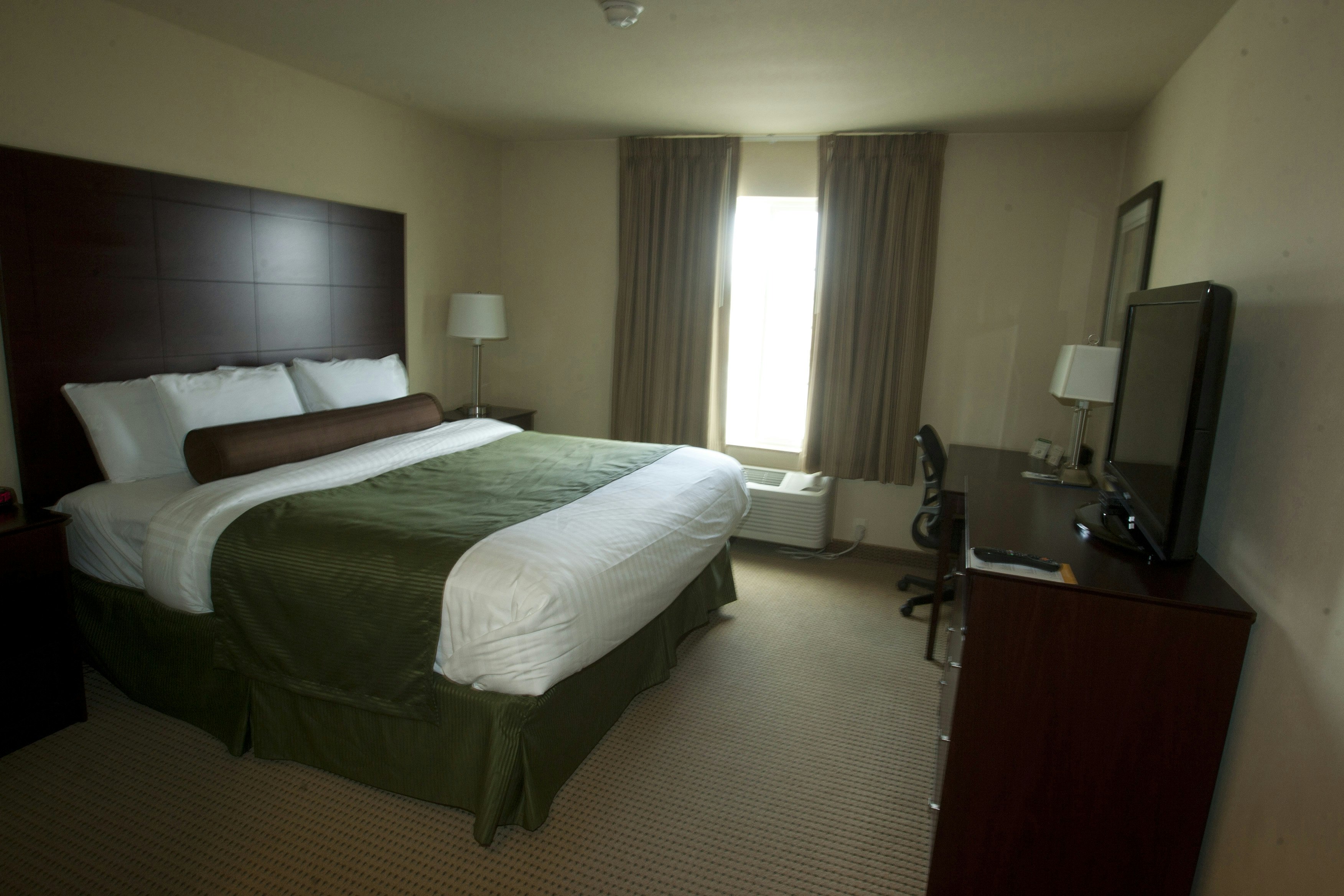 Cobblestone Inn and Suites Langdon 12/24
