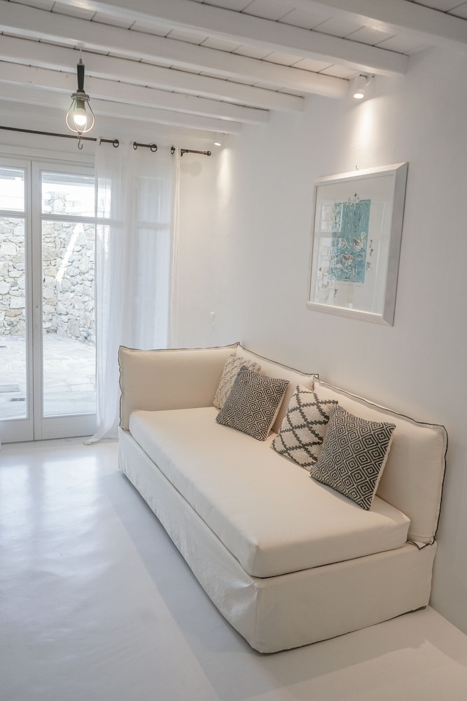 4 BEDROOMS, LUXURY, VILLA, SEA VIEW, PRIVATE POOL