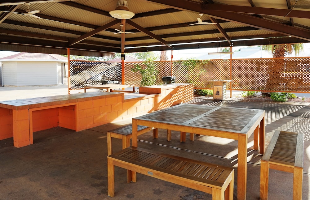 Bluestone Motor Inn 23/26