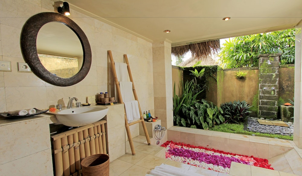 The Sungu Resort And Spa 5/50