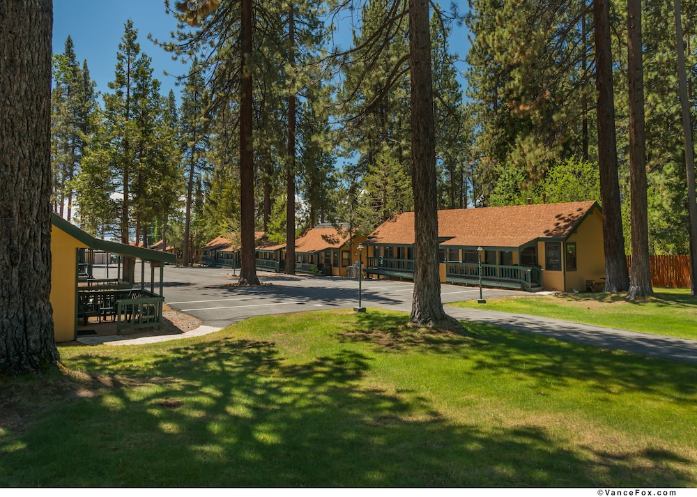 Franciscan Lakeside Lodge 68/73