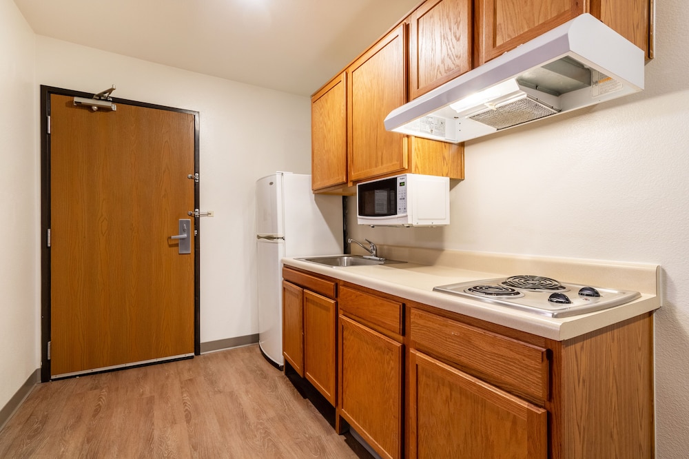 WoodSpring Suites College Station 37/41