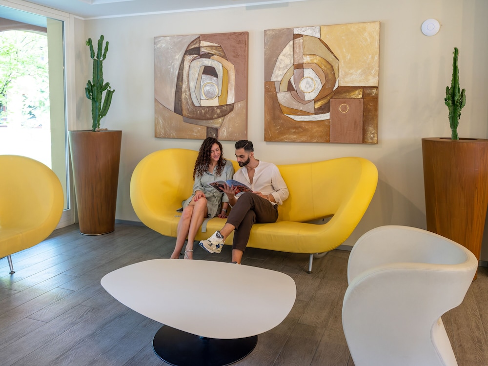 Parc Hotel Gritti 55/77