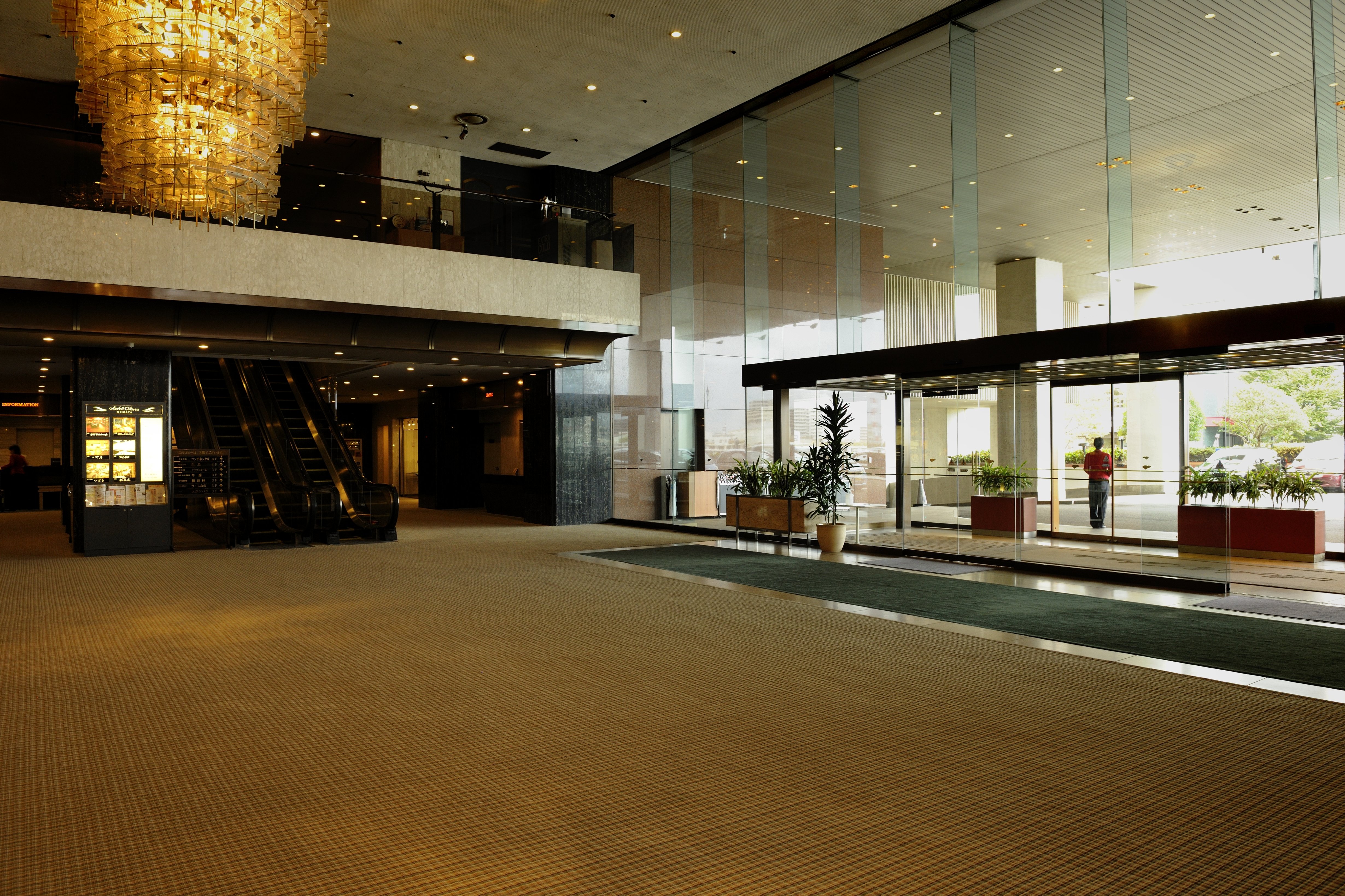 Hotel Okura Niigata 76/82