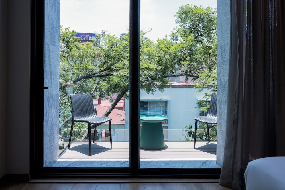 Vuestro Hotel Boutique 44/49