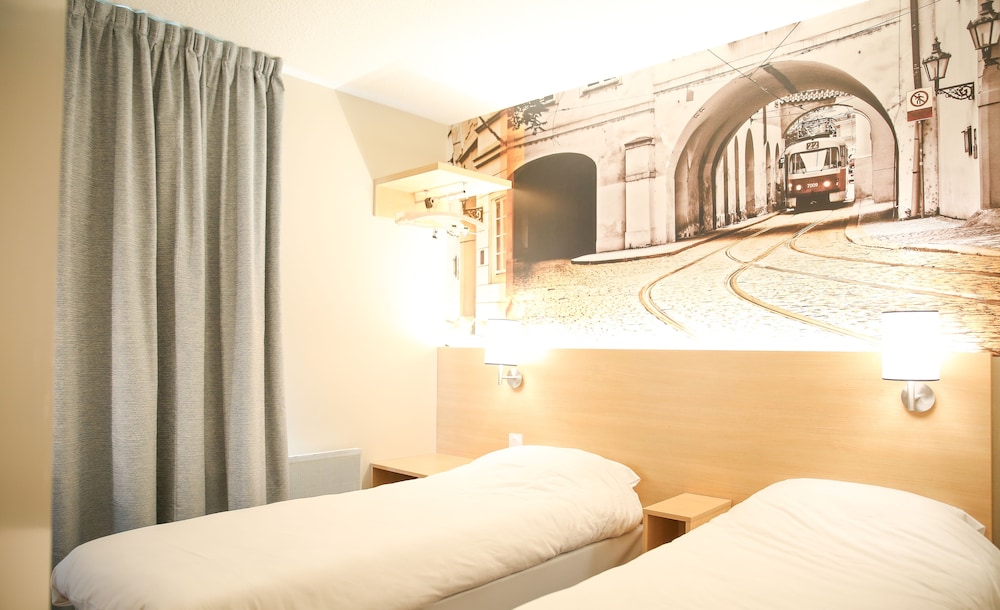 INN DESIGN HOTEL CHATEAUBRIANT 7/37