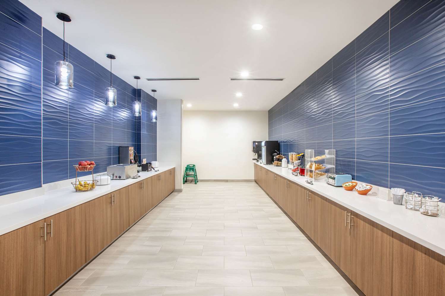 La Quinta Inn And Suites By Wyndham Dallas Duncanville 28/53