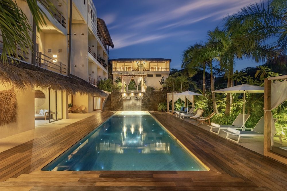 Hotel Casa Bocana 45/50