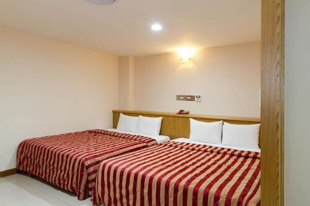 Song San Hotel 7/22