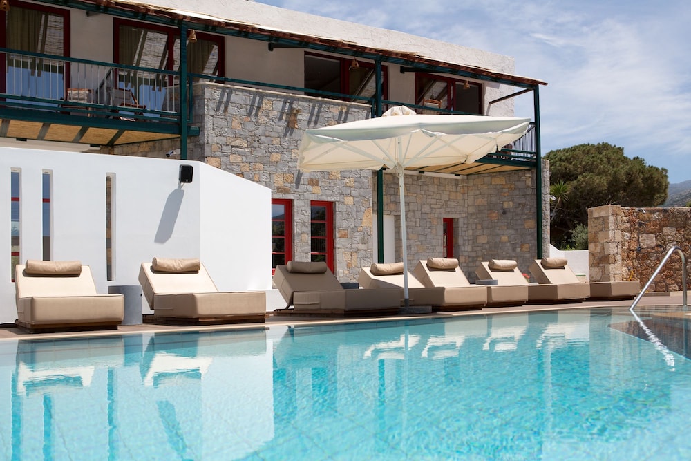 Kalypso Hotel 3/45