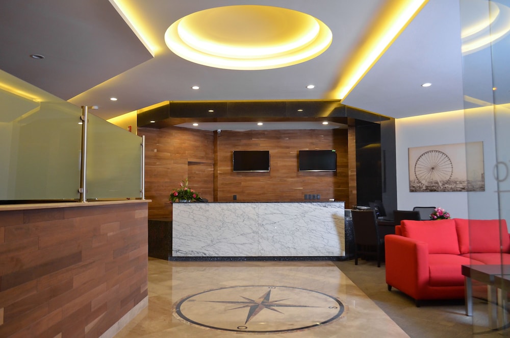 Hotel 5 de Mayo 6/43