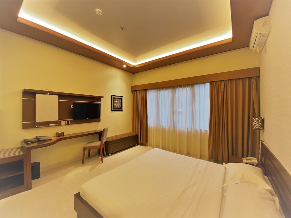 Griya Persada Convention Hotel And Resort 16/50