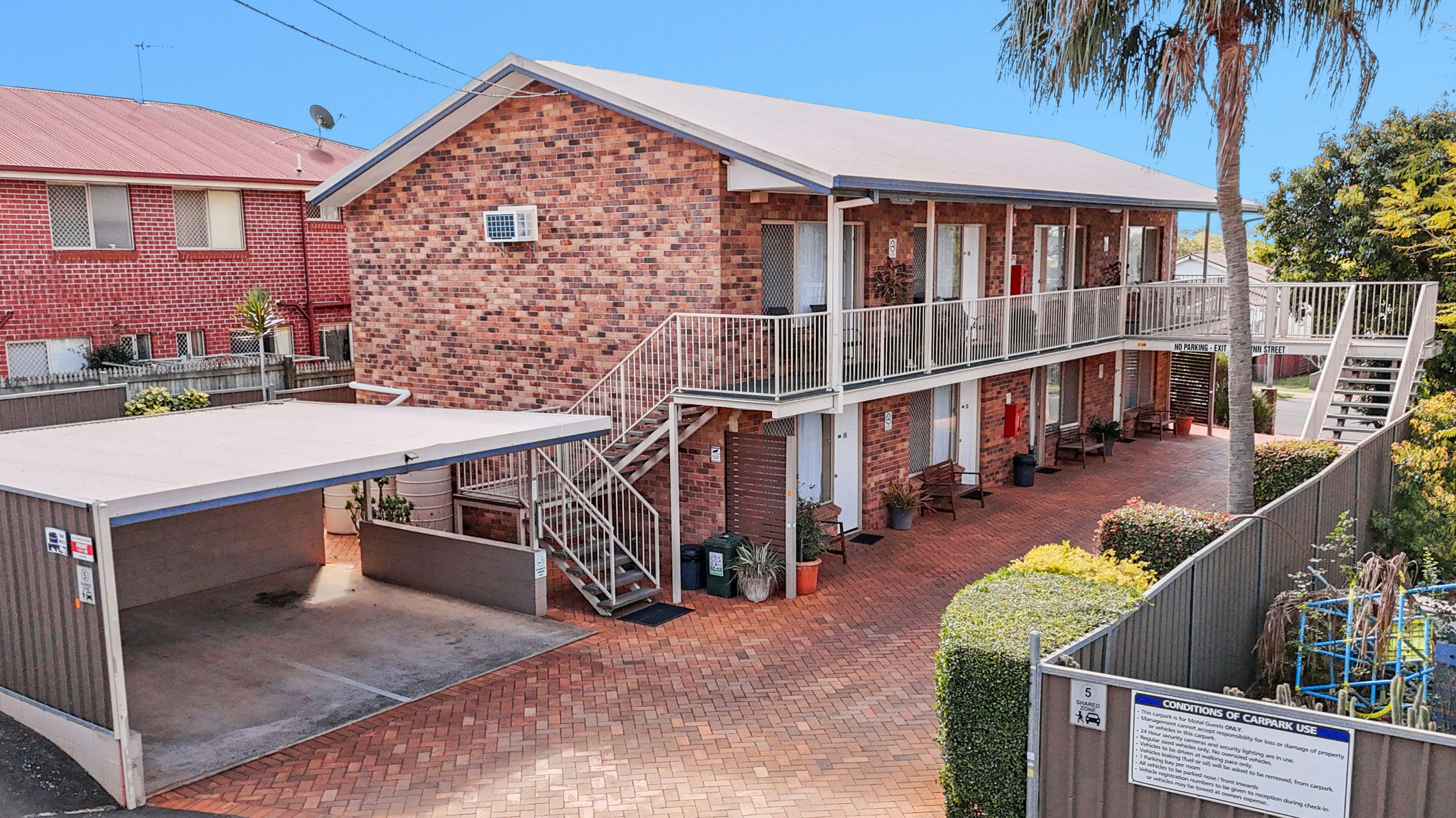 City Motor Inn 24/36