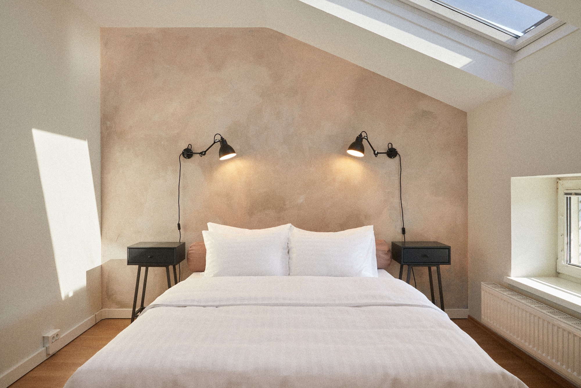 SUPERIOR, DOUBLE BED