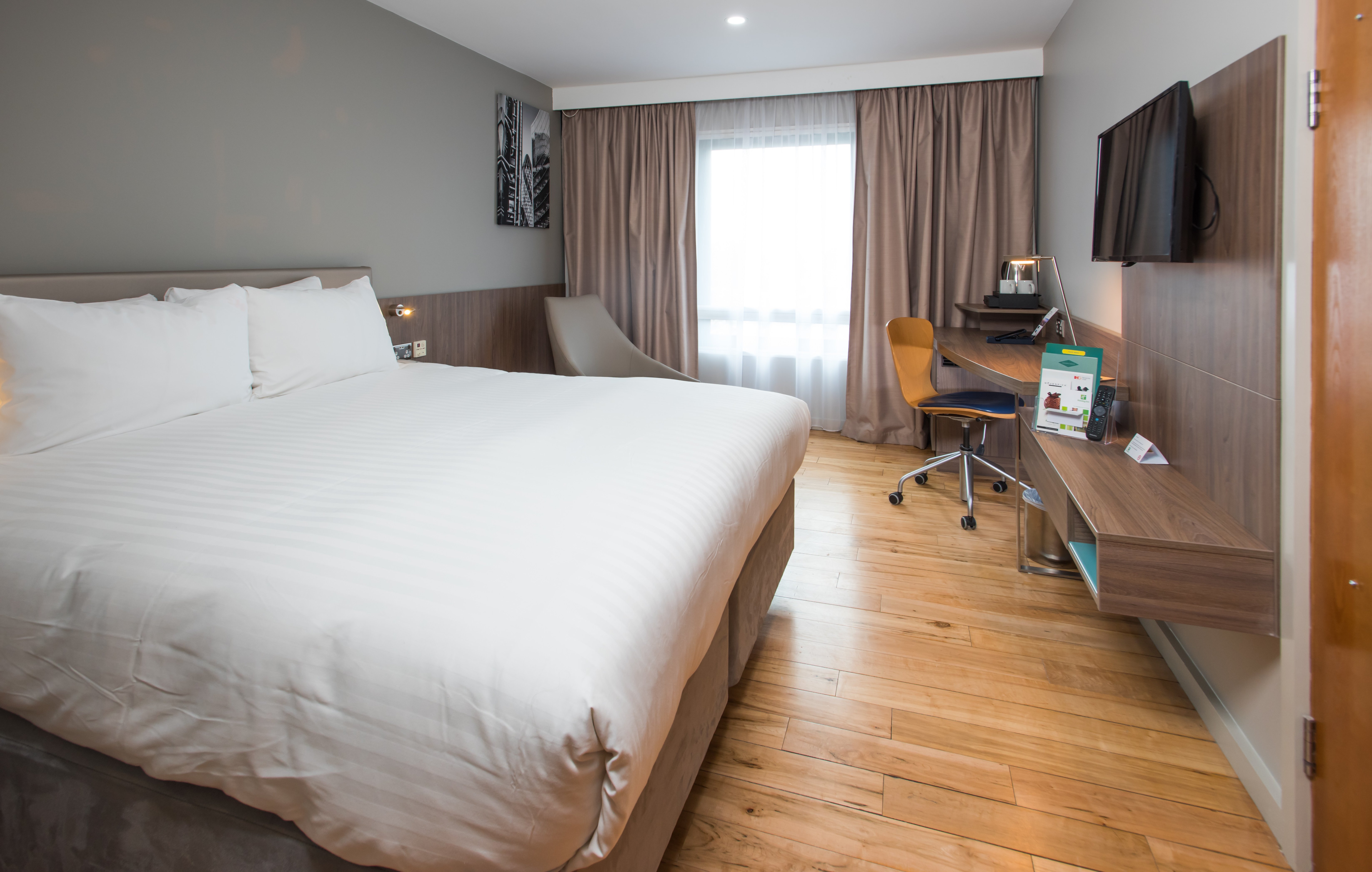 Holiday Inn London West 21/75