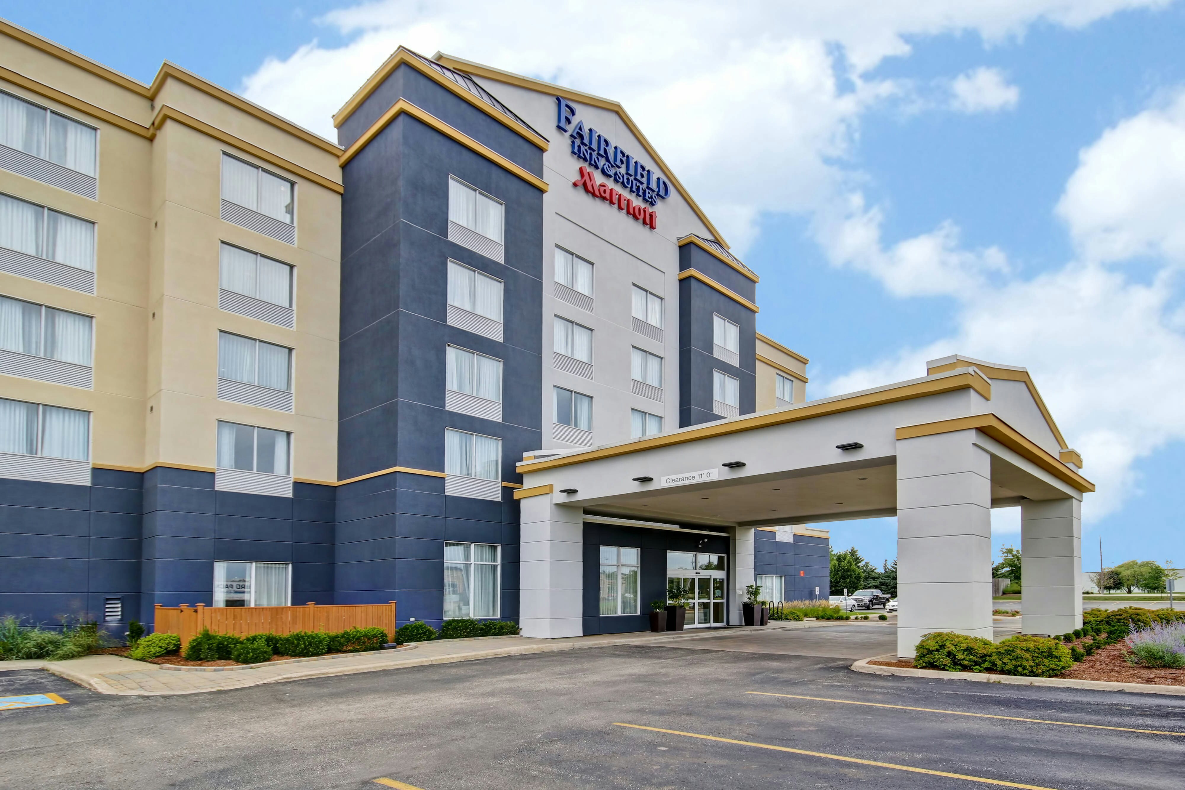 Fairfield Inn and Suites by Marriott Guelph 22/25
