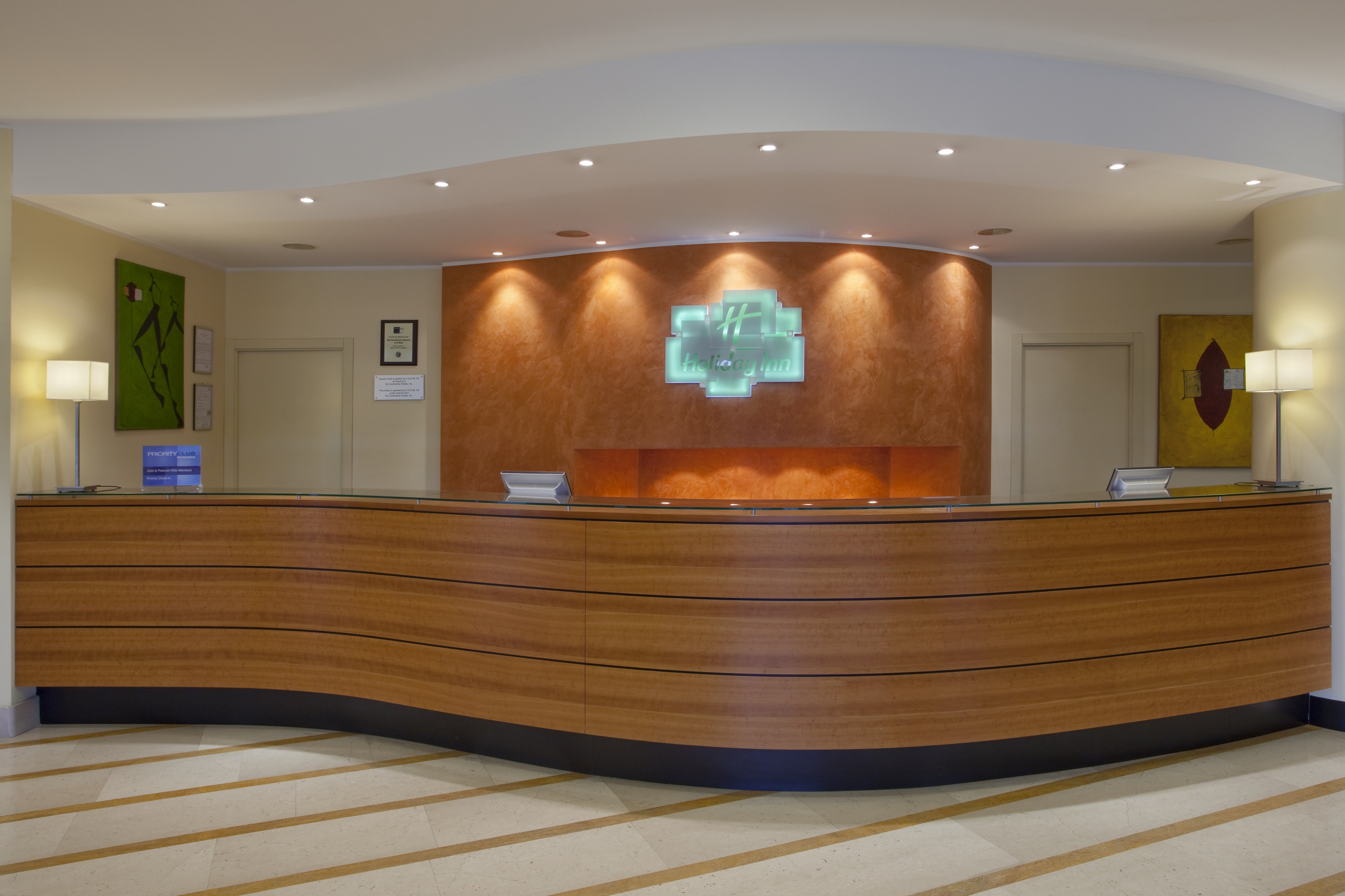 Holiday Inn Cagliari 8/41