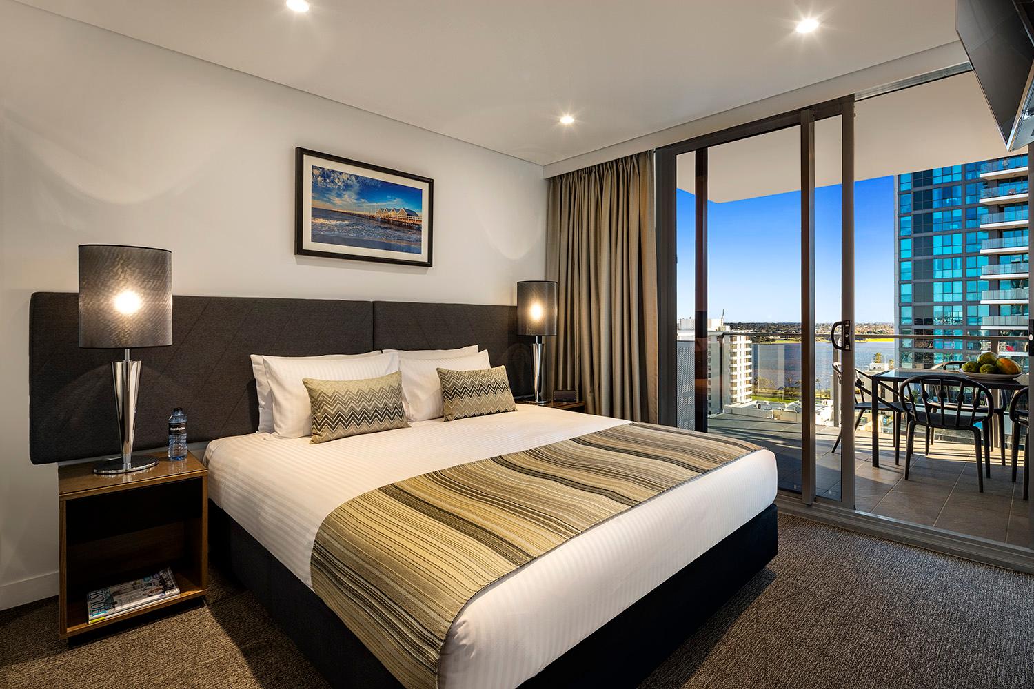2 Bedrooms, Apartment, Balcony