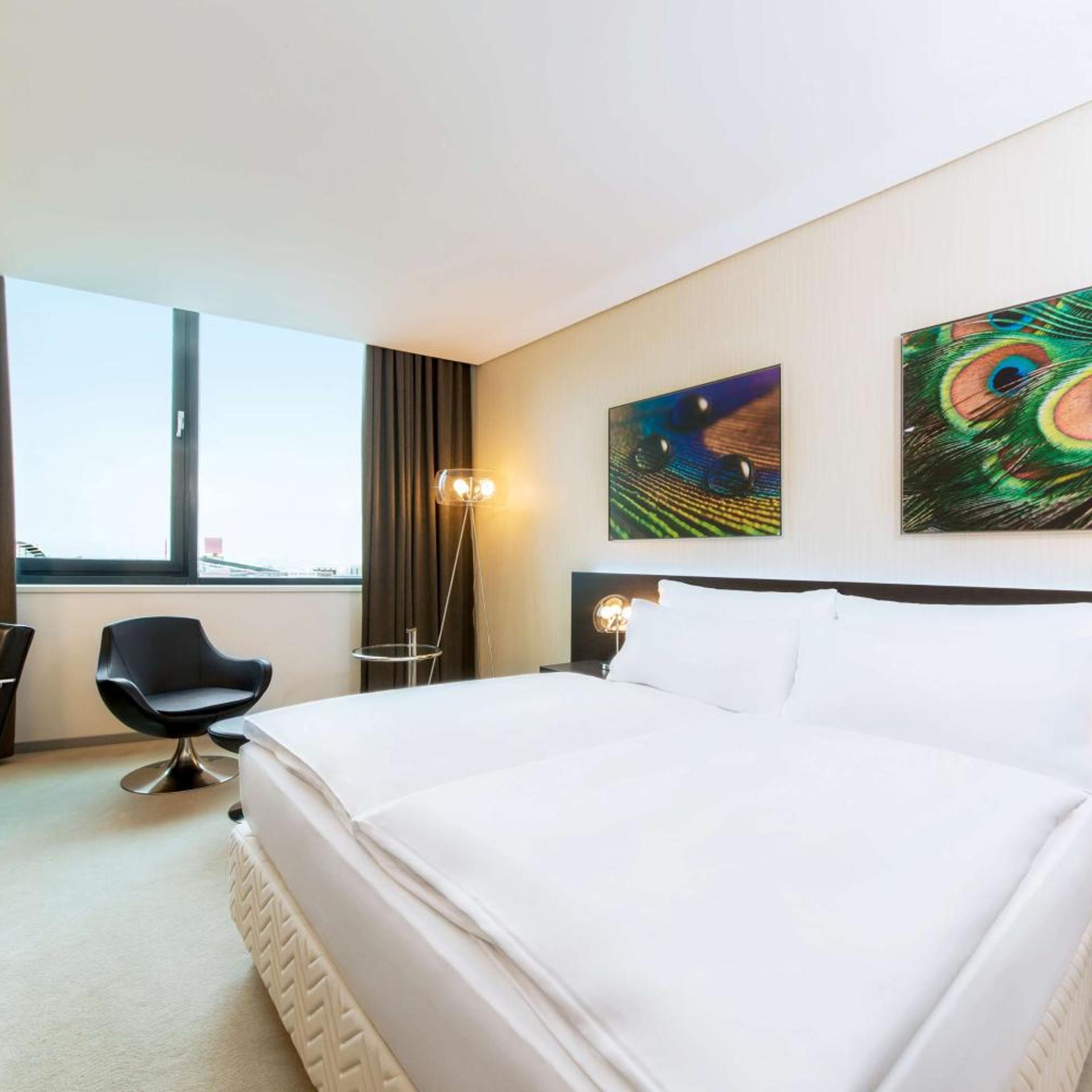 Standard, Double or Twin Bed