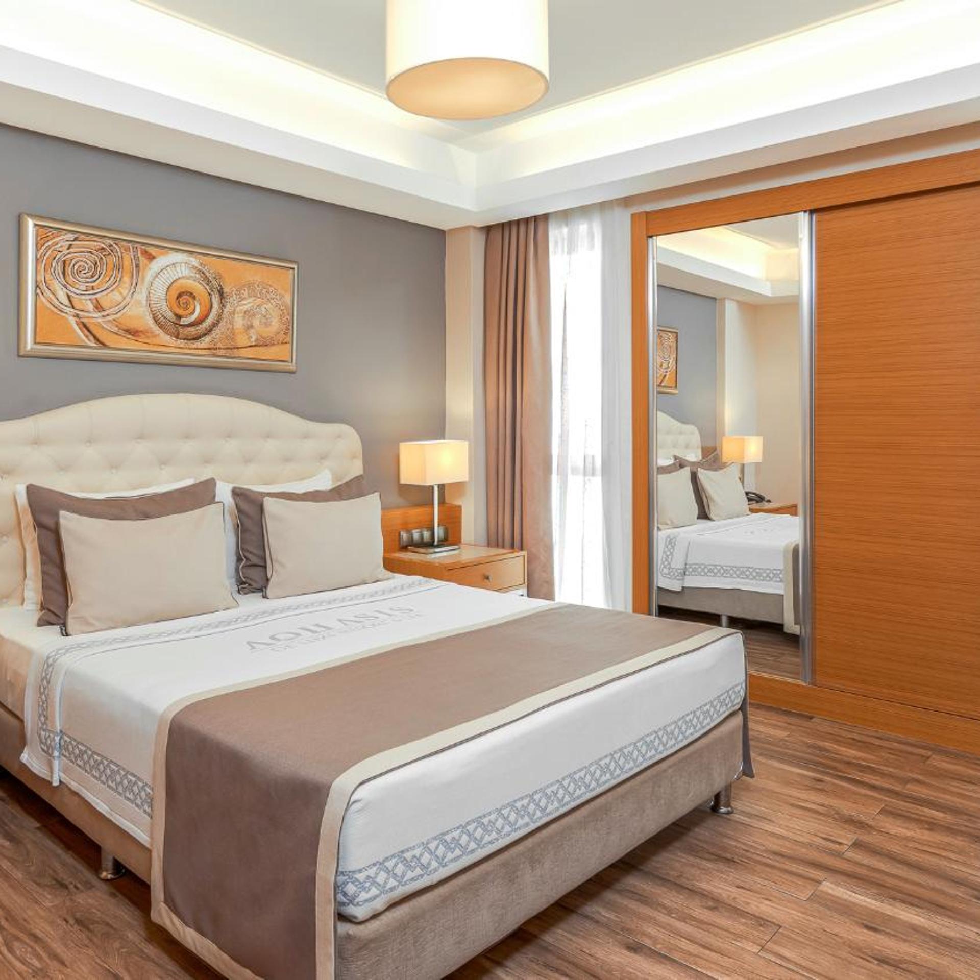 2 Bedrooms, Lake, Deluxe, Family, House
