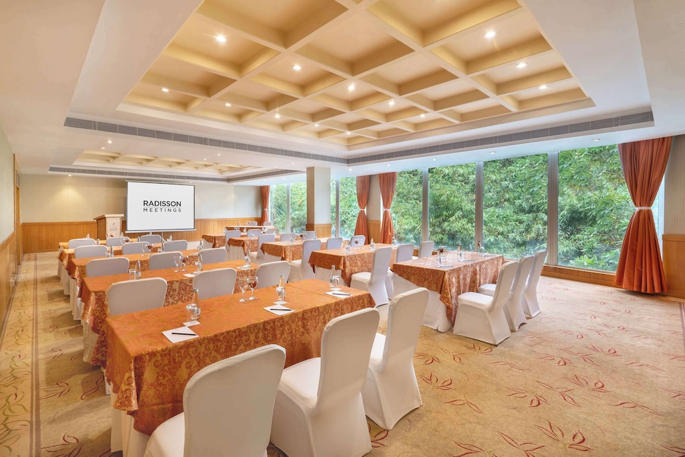 Park Plaza Chennai Omr 62/72