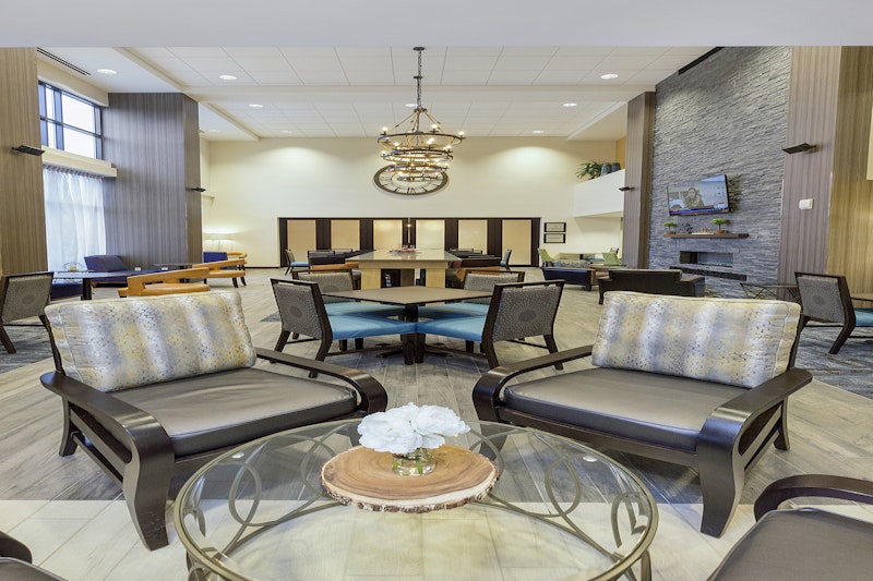 Hampton Inn & Suites Morgantown / University Town Centre 14/22