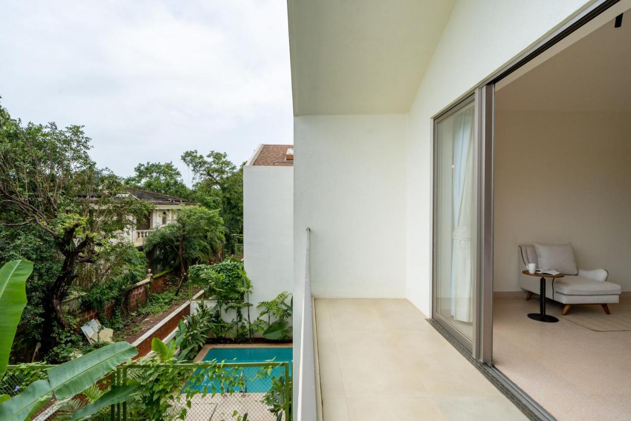 ELIVAAS 3BHK with Pvt Pool Mirai Taurus 7/79