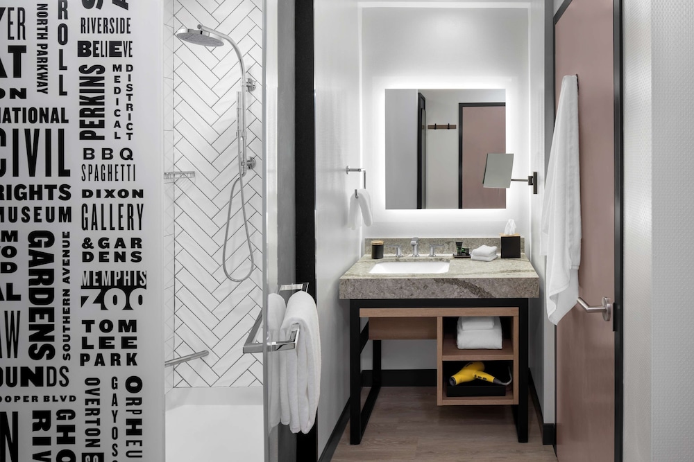 Hyatt Centric Beale Street Memphis 23/60