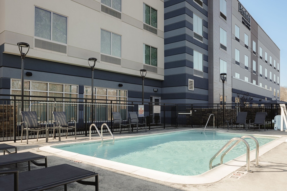 Fairfield Inn & Suites by Marriott Knoxville Northwest 4/30