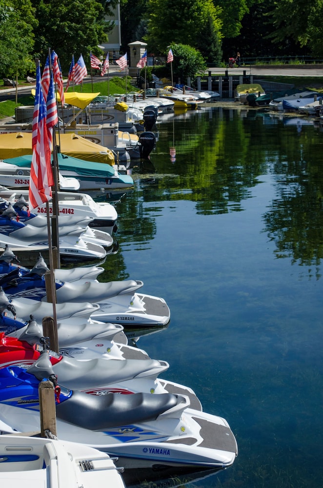 The Cove Of Lake Geneva 40/49