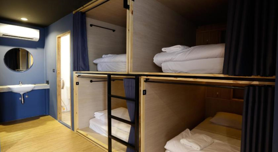 Capsule, Mixed Dorm, Double Bed