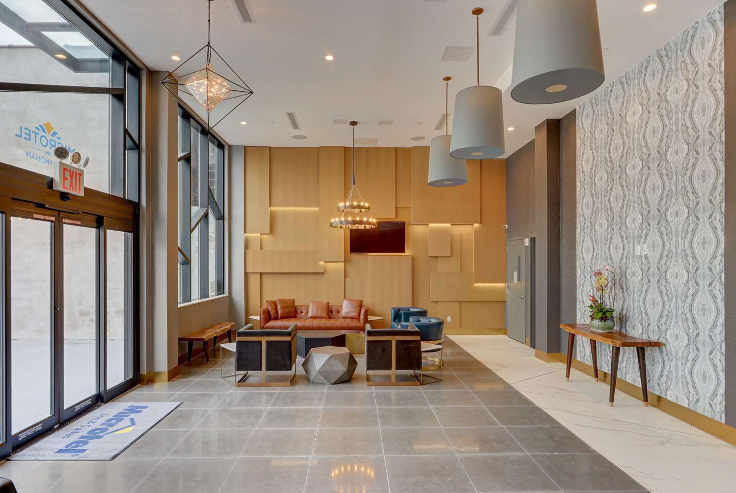 Microtel Inn By Wyndham Long Island City 41/60