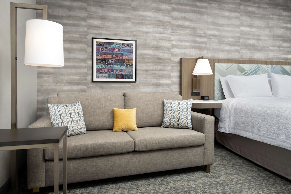 Hampton Inn Boston Logan Airport Chelsea 10/33